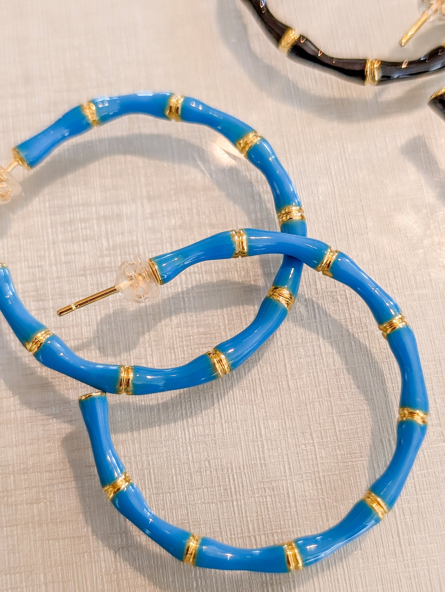 *FINAL SALE* Colored Enamel Bamboo Detailed Hoop Earrings